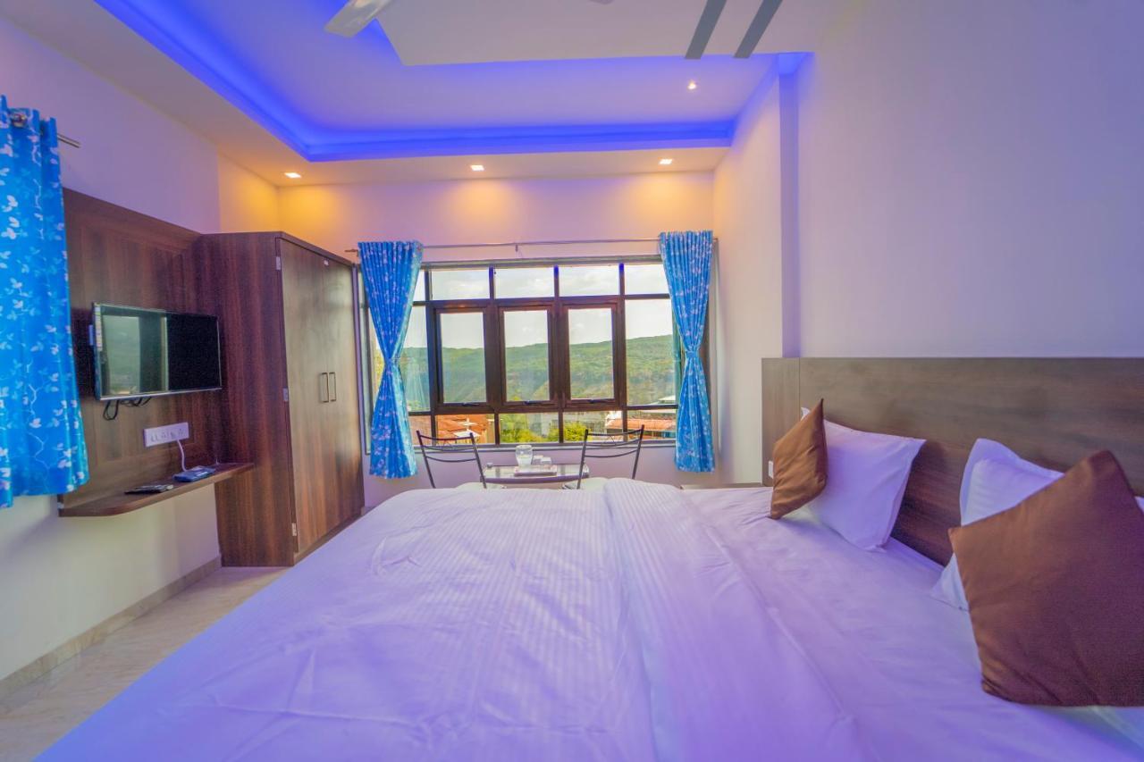 Veggies Residency & Pure Veg Restaurant Hotel Mahabaleshwar Luaran gambar